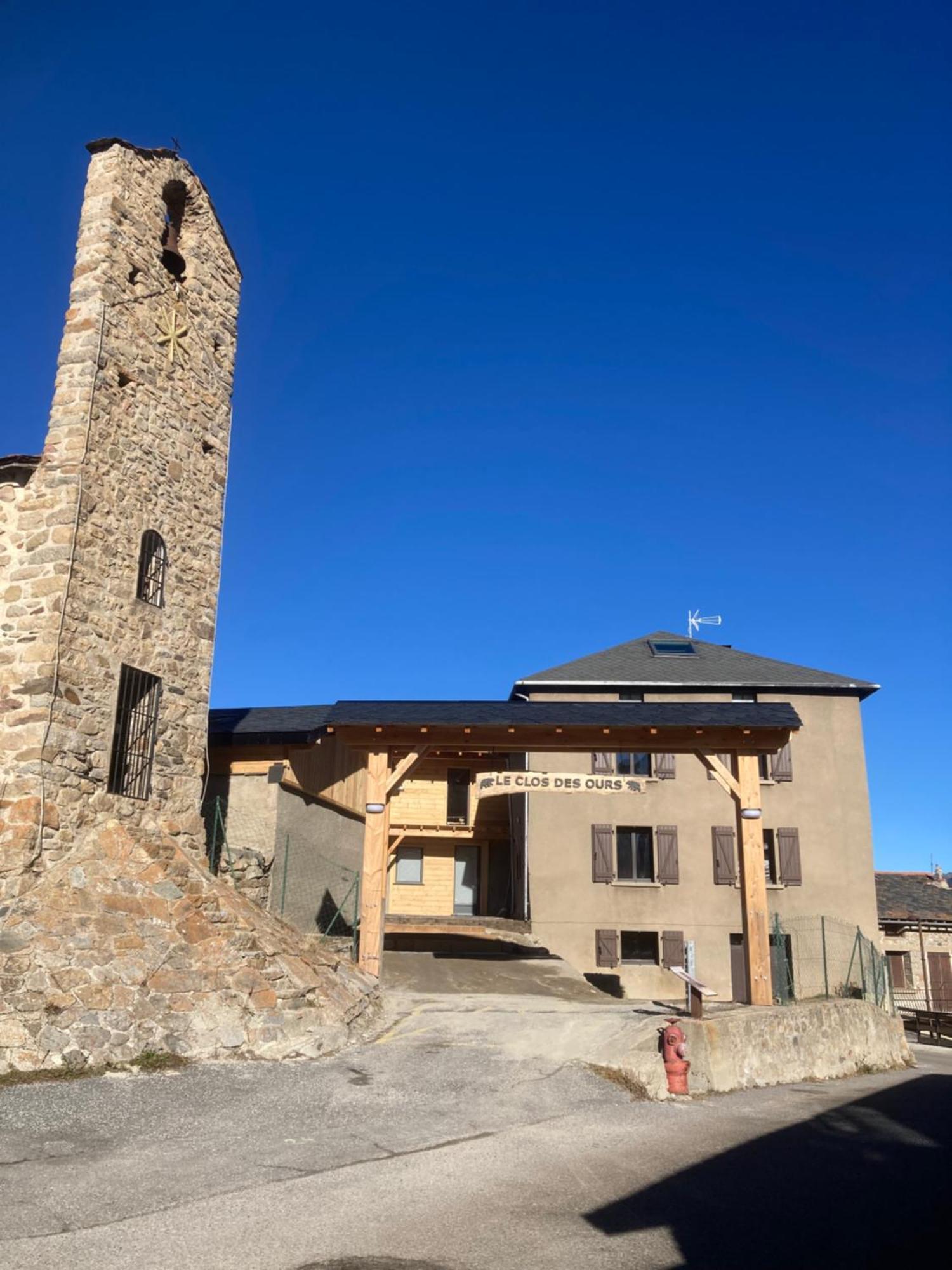 Maison Canelle Le Clos Des Ours Matemale Exteriör bild